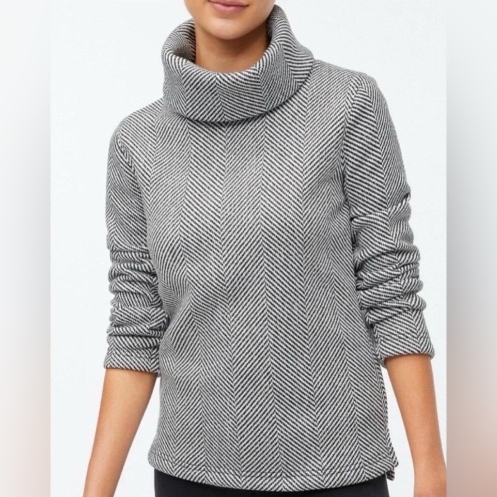 J.Crew Factory Herringbone Funnelneck Fleece‎ Pullover Sweater Womens XS Preppy